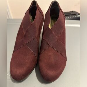 Cloudwalkers Burgundy Heels Size: 9W